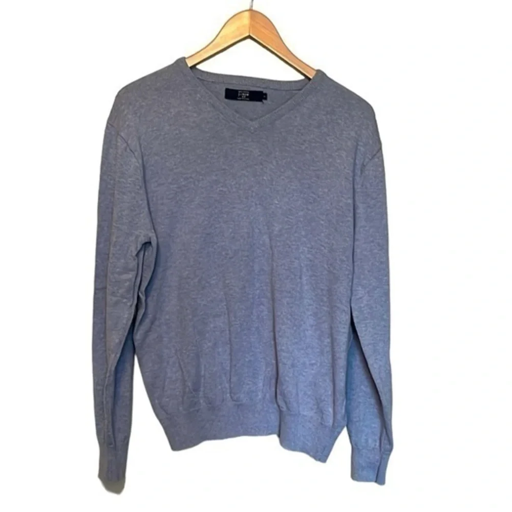 J.Crew V Neck Long Sleeve Sweater, Color is blue, men’s size large, 100% cotton